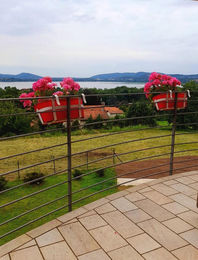 Villa Dei Tramonti Gavirate Bagian luar foto